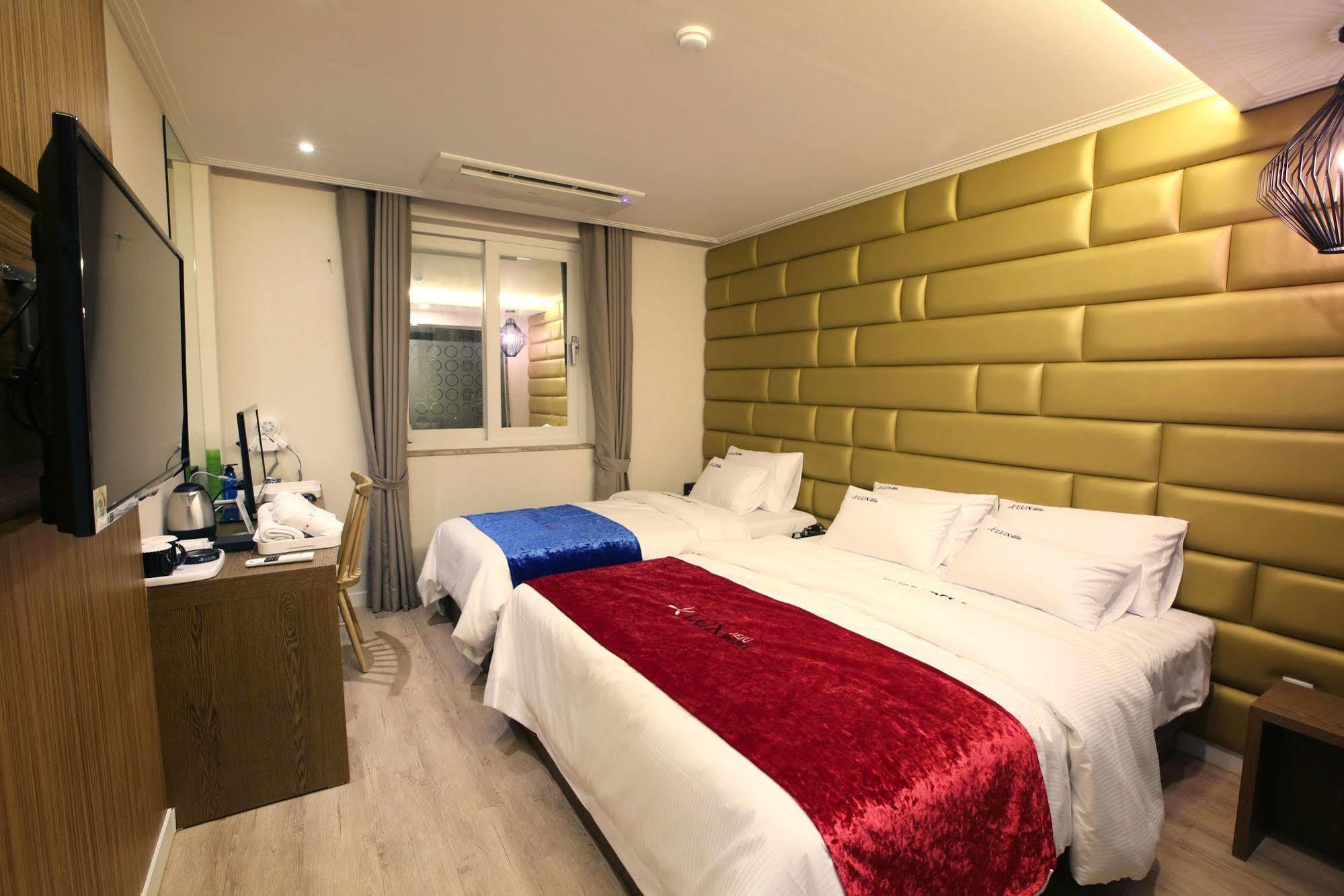 Jeju Lux Hotel Oso-ri Eksteriør bilde