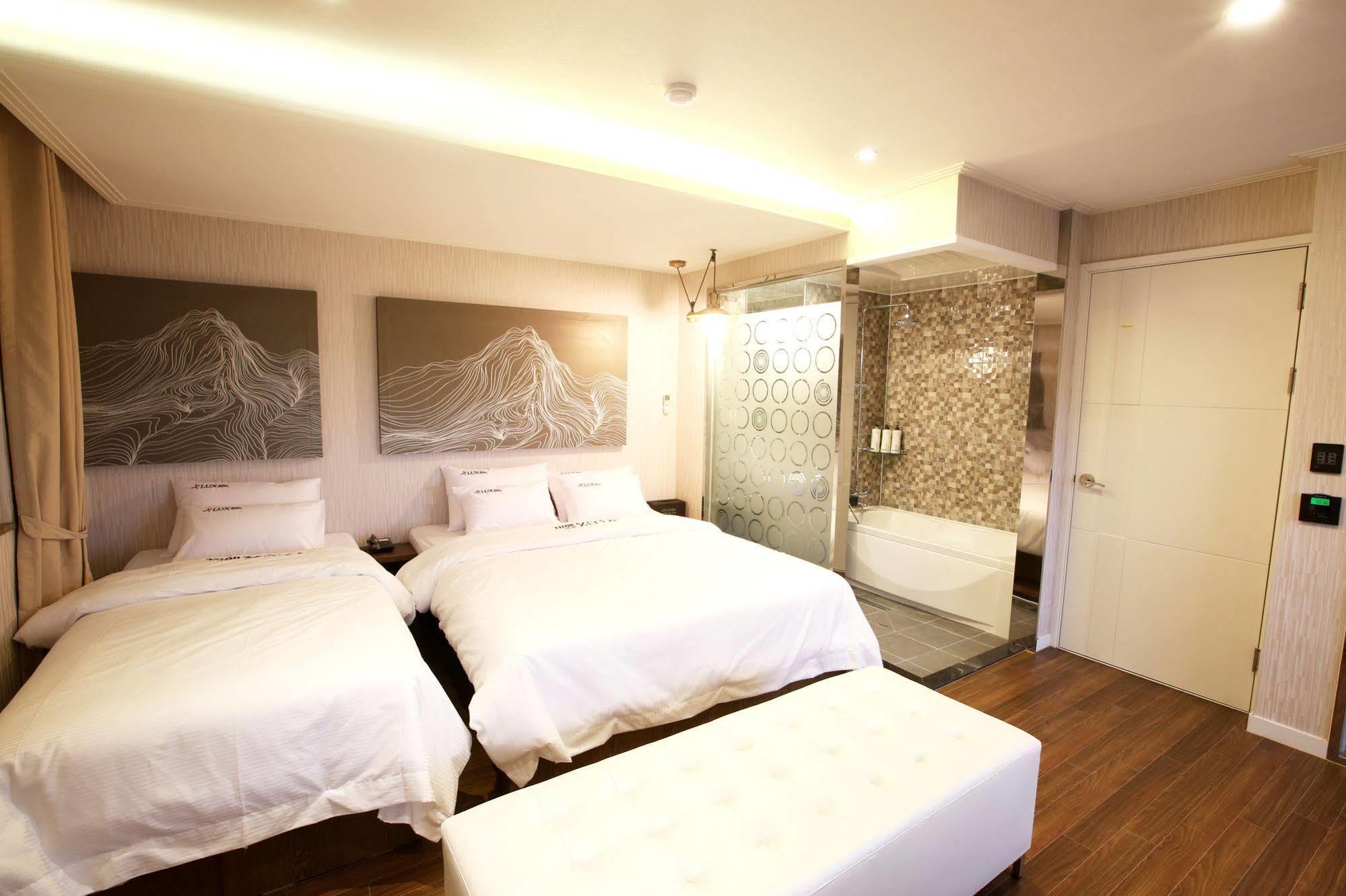 Jeju Lux Hotel Oso-ri Eksteriør bilde