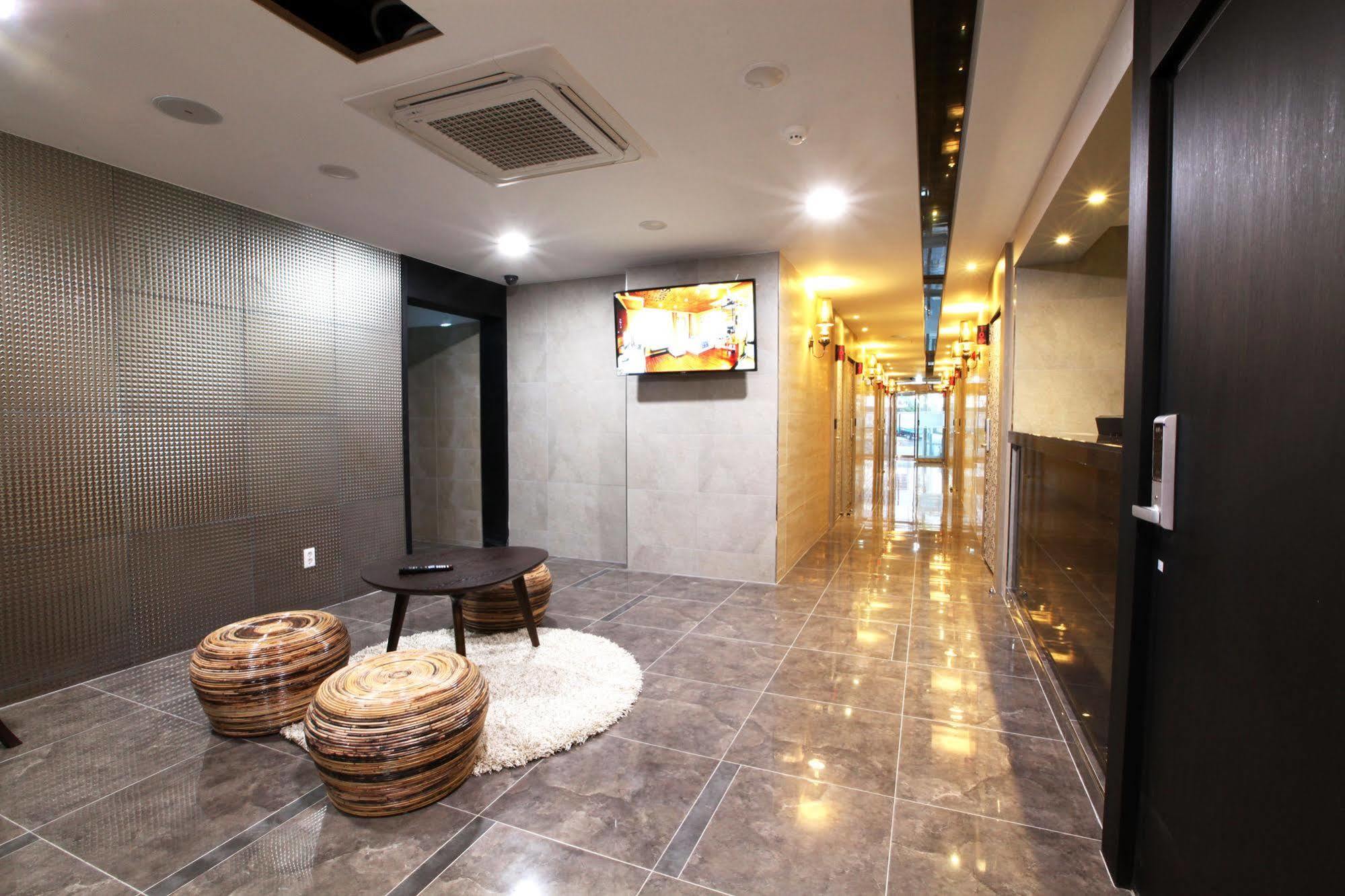 Jeju Lux Hotel Oso-ri Eksteriør bilde